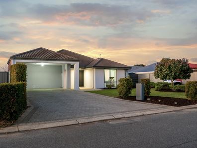 2 Poseidon Road, Byford WA 6122