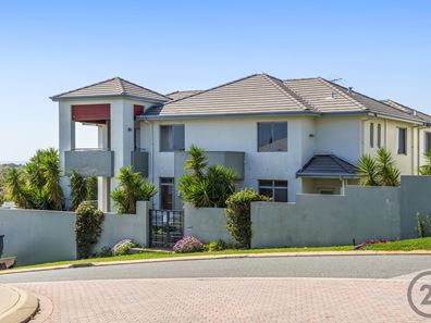 1/26 Caspian Drive, Wannanup WA 6210