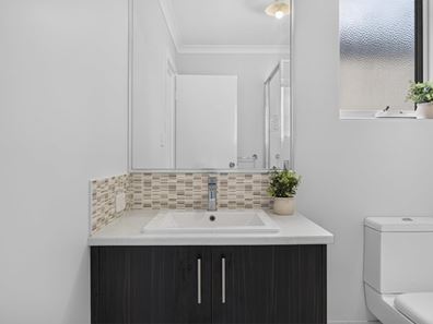 5 Sandals Way, Meadow Springs WA 6210