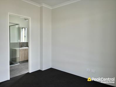 8 Tundra Crescent, Henley Brook WA 6055