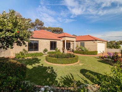 25 Turnberry Way, Pelican Point WA 6230