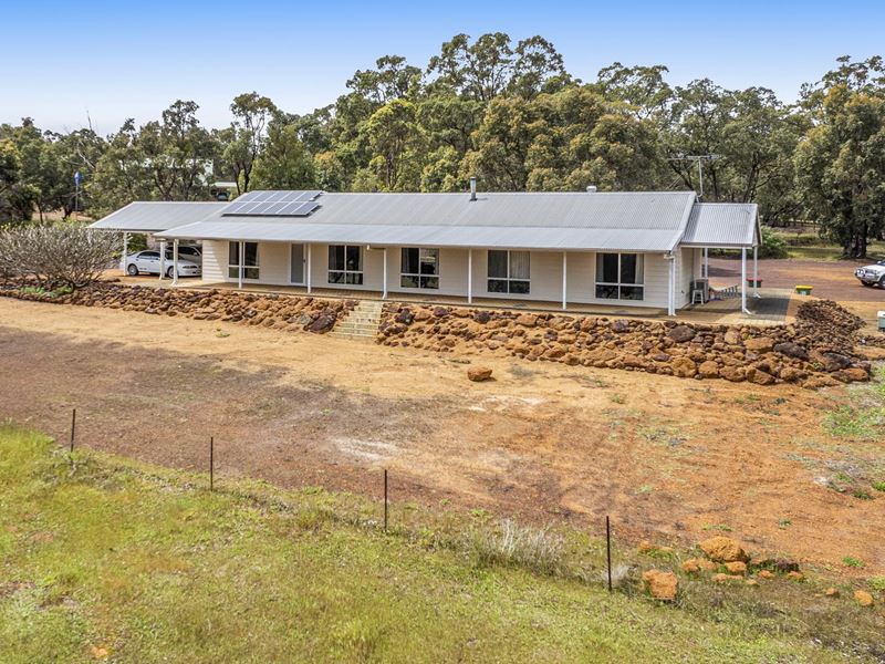 136 Powderbark Road, Lower Chittering WA 6084