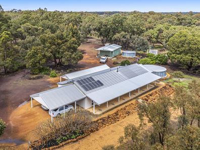 136 Powderbark Road, Lower Chittering WA 6084