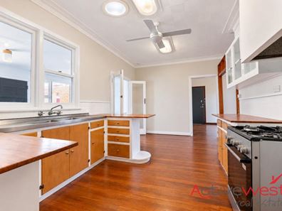 13 Askew Road, Geraldton WA 6530