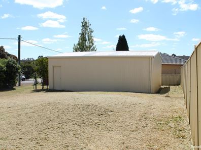18 Osborne Road, Mount Barker WA 6324