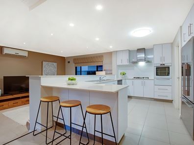 34 Blackbird Avenue, Gwelup WA 6018