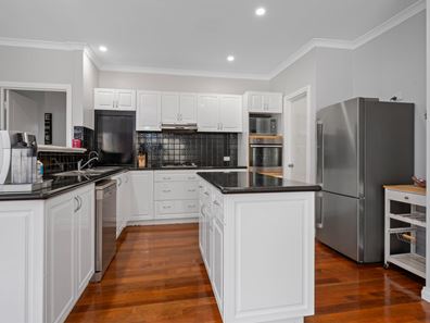 127A Addis Street, West Lamington WA 6430