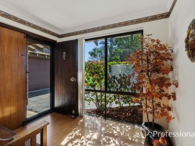 11 Felgate Place, Warwick WA 6024