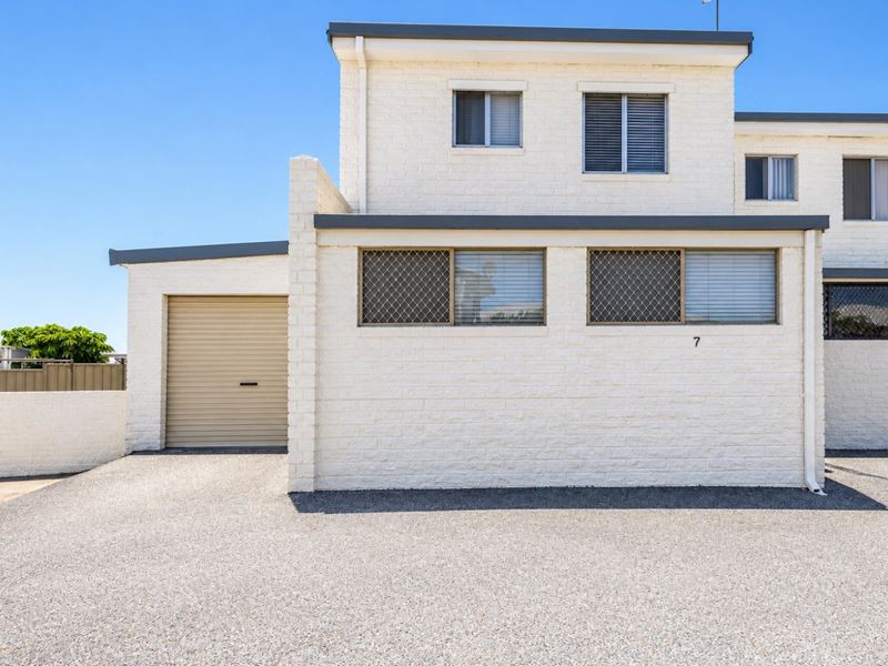 7/36a Halls Head Parade, Halls Head WA 6210