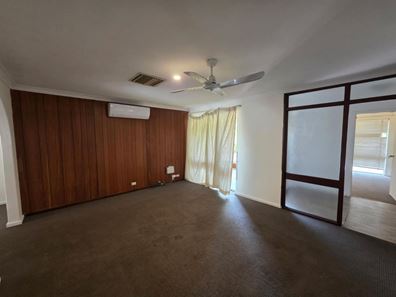 85 Glyndebourne Avenue, Thornlie WA 6108