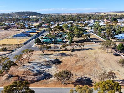 42 Forrest Street, Kellerberrin WA 6410