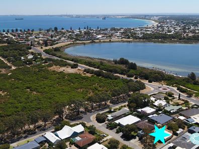 8B First Ave, Shoalwater WA 6169