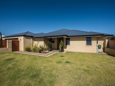 20 Strathalbyn Road, Strathalbyn WA 6530