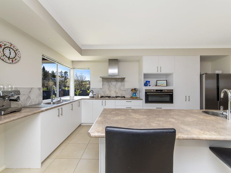 2a Hitchcock Drive, Nannup