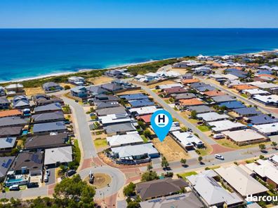 10 Riceflower Boulevard, Halls Head WA 6210