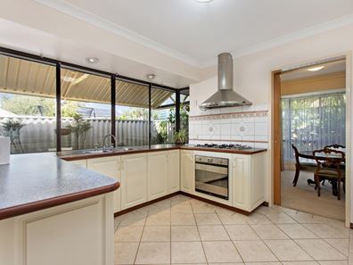 19 Gumnut Crescent, Safety Bay WA 6169