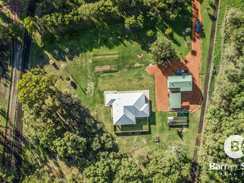 230 Newnham Road, Lake Clifton