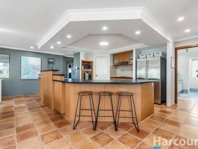 2 Sofitel Lane, Currambine WA 6028