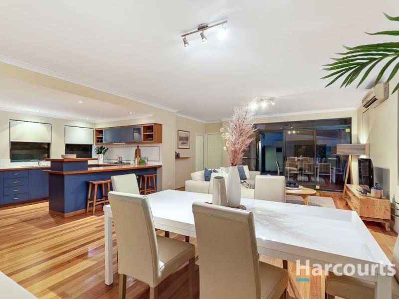 11 Halliday Grove, Hillarys