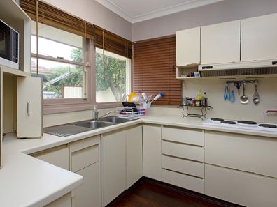 21 WITTERING CRESCENT, Balga WA 6061