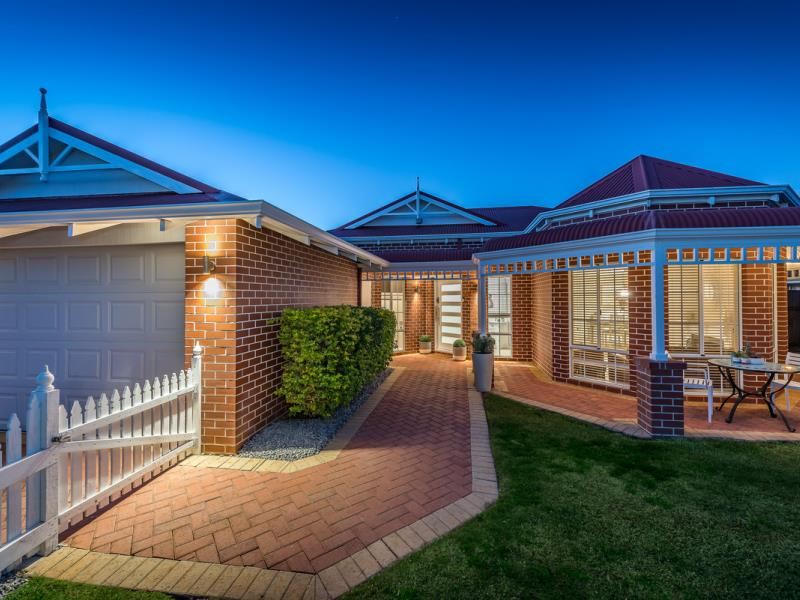 23 St Pierre Circuit, Currambine WA 6028