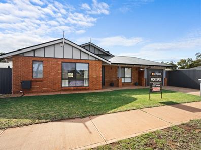 385a Collins Street, West Lamington WA 6430