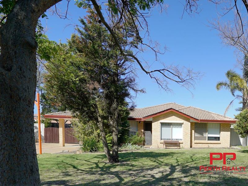 14 Ferrolana Court, Stratton