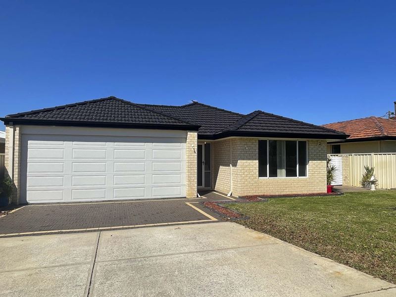 4 Baileys Retreat, Morley WA 6062