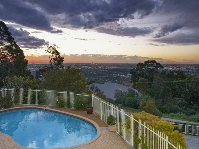 32 Nelson Crescent, Lesmurdie