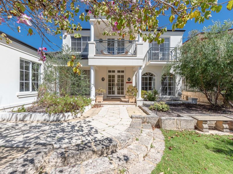 142 Broadbeach Boulevard, Hillarys