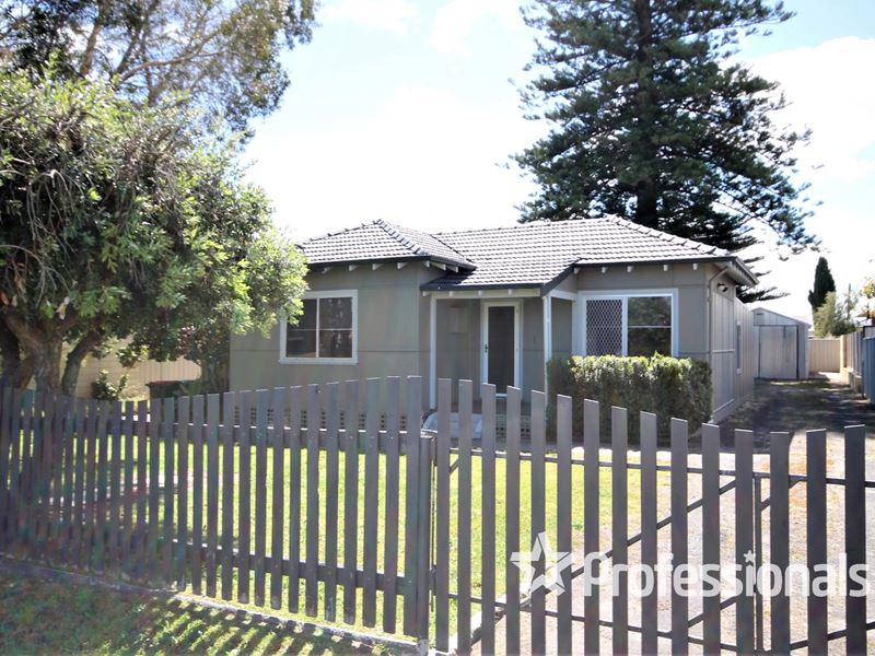 1 Moolyeen Road, Carey Park