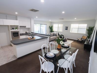 8 Montfort Place, Morley WA 6062