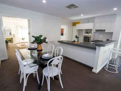 8 Montfort Place, Morley WA 6062
