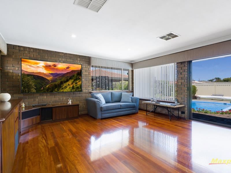 30 Keslake Way, Parkwood