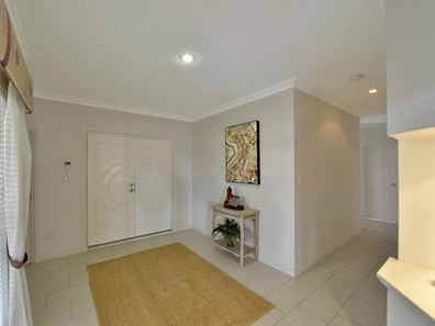 7 Ragamuffin Point, Halls Head WA 6210