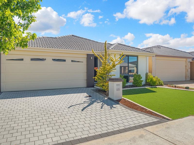 14 Warrilow Loop, Canning Vale WA 6155