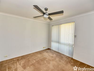 12 Manila Place, Warnbro WA 6169