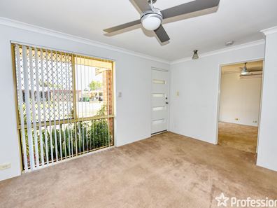 12 Manila Place, Warnbro WA 6169