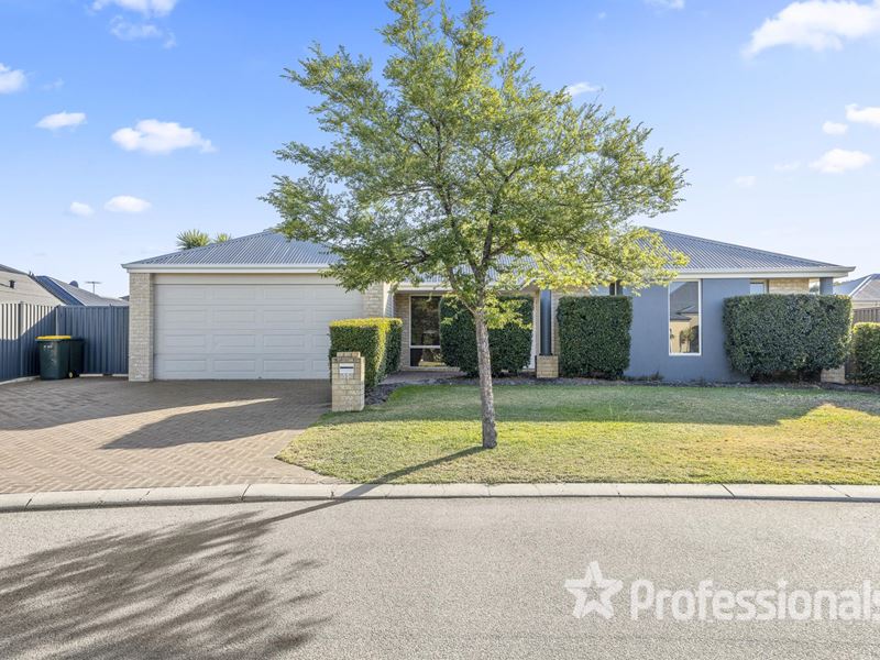 11 Pirianda Way, Aveley WA 6069