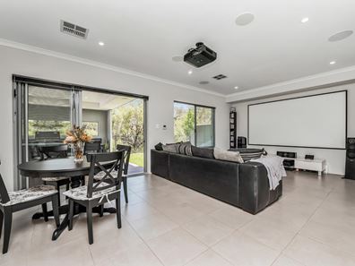 5 Jericho  Lane, Aveley WA 6069