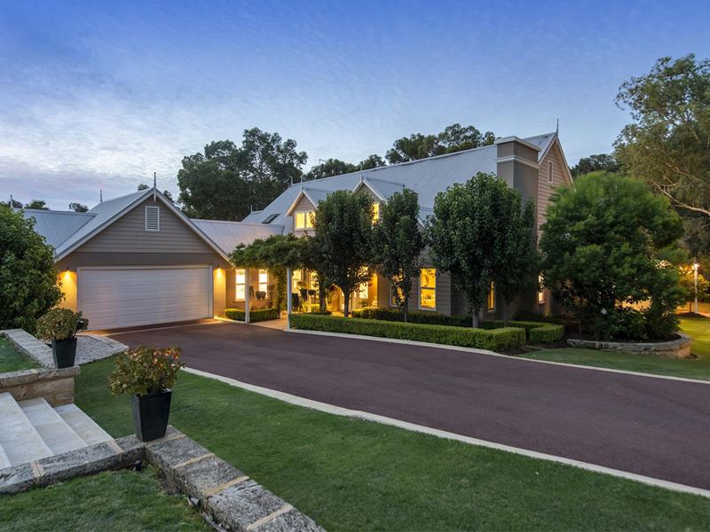 10 Henry George Close, Byford
