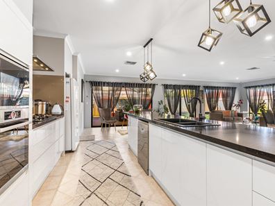 42 Barkley Loop, Canning Vale WA 6155