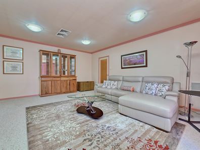 49 Hepburn Way, Balga WA 6061