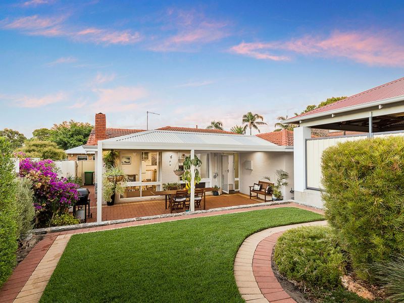 3B Ochiltree Way, Kardinya