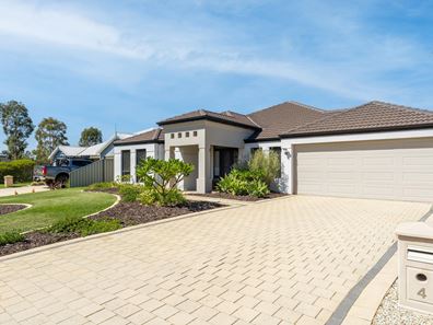 4 Renmark Court, Baldivis WA 6171