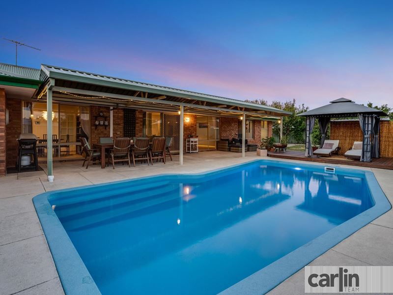 10 Lombe Gardens, Atwell
