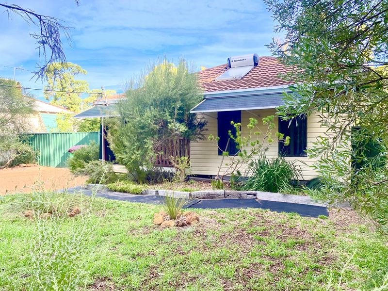 40 Johnston Road, Yarloop