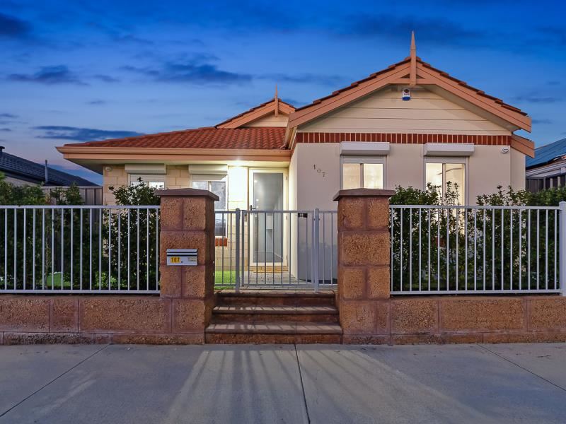 107 Joseph Banks Boulevard, Banksia Grove WA 6031