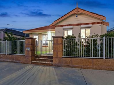 107 Joseph Banks Boulevard, Banksia Grove WA 6031