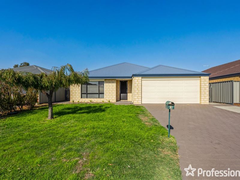 3 Viewed Green, Byford